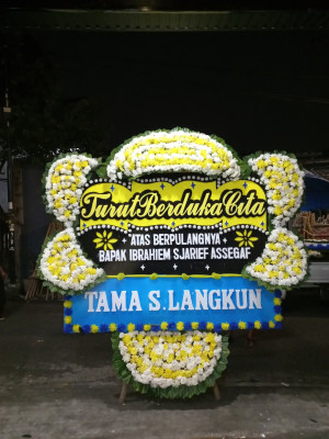 Papan Bunga Duka di Mojolaban